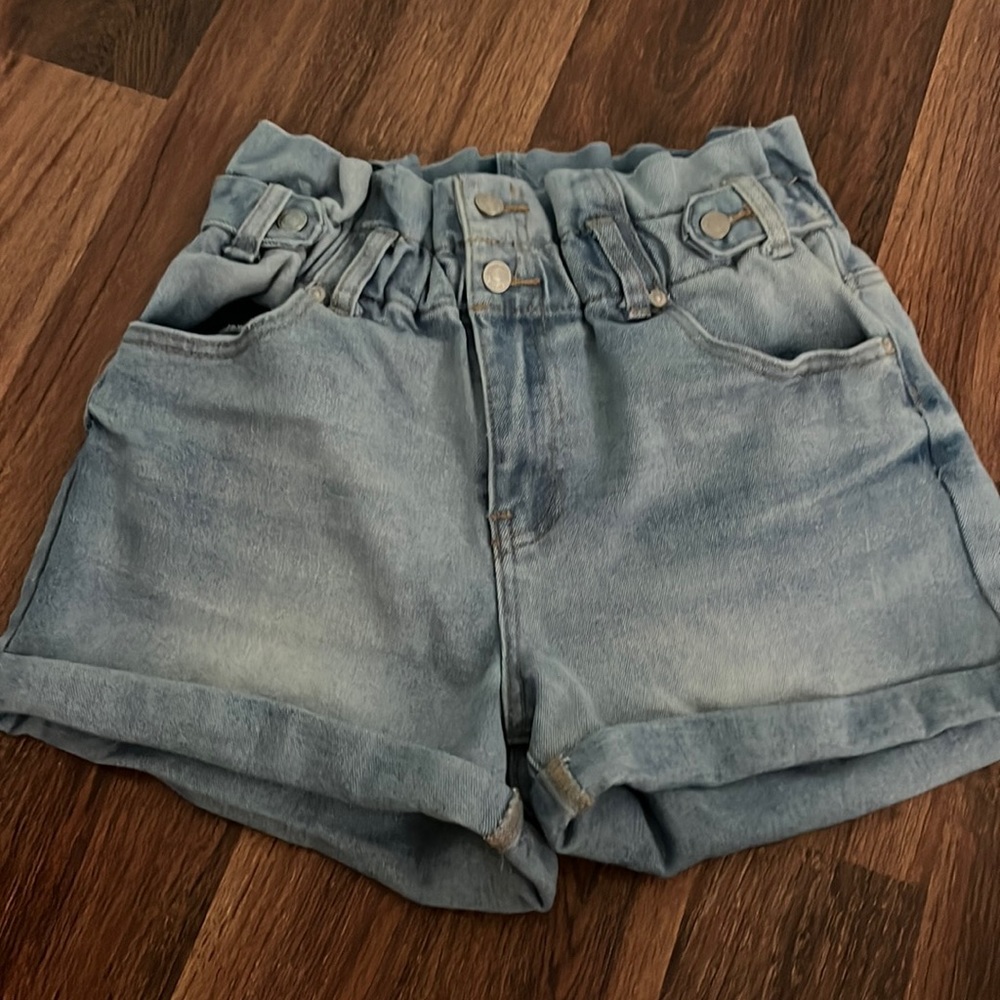 Almost famous shorts